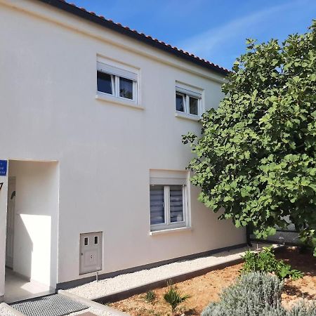 Apartman Bunaric Vir Kültér fotó