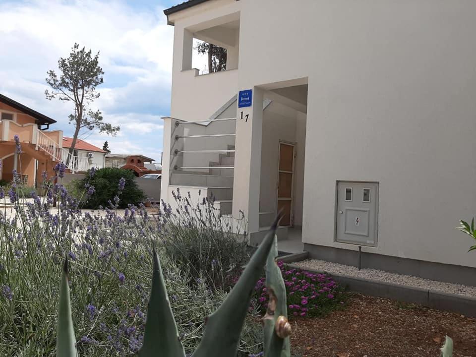 Apartman Bunaric Vir Kültér fotó