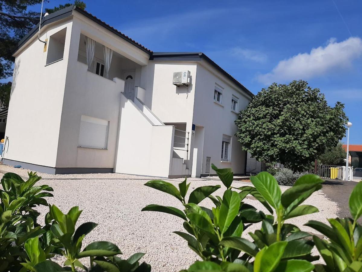 Apartman Bunaric Vir Kültér fotó